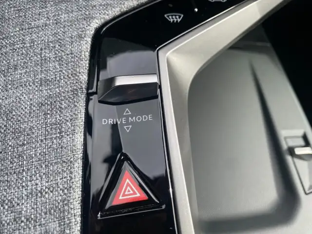 Peugeot 5008 E-5008 GT  Elektromotor 230- Batterie 98kWh Ansicht 25