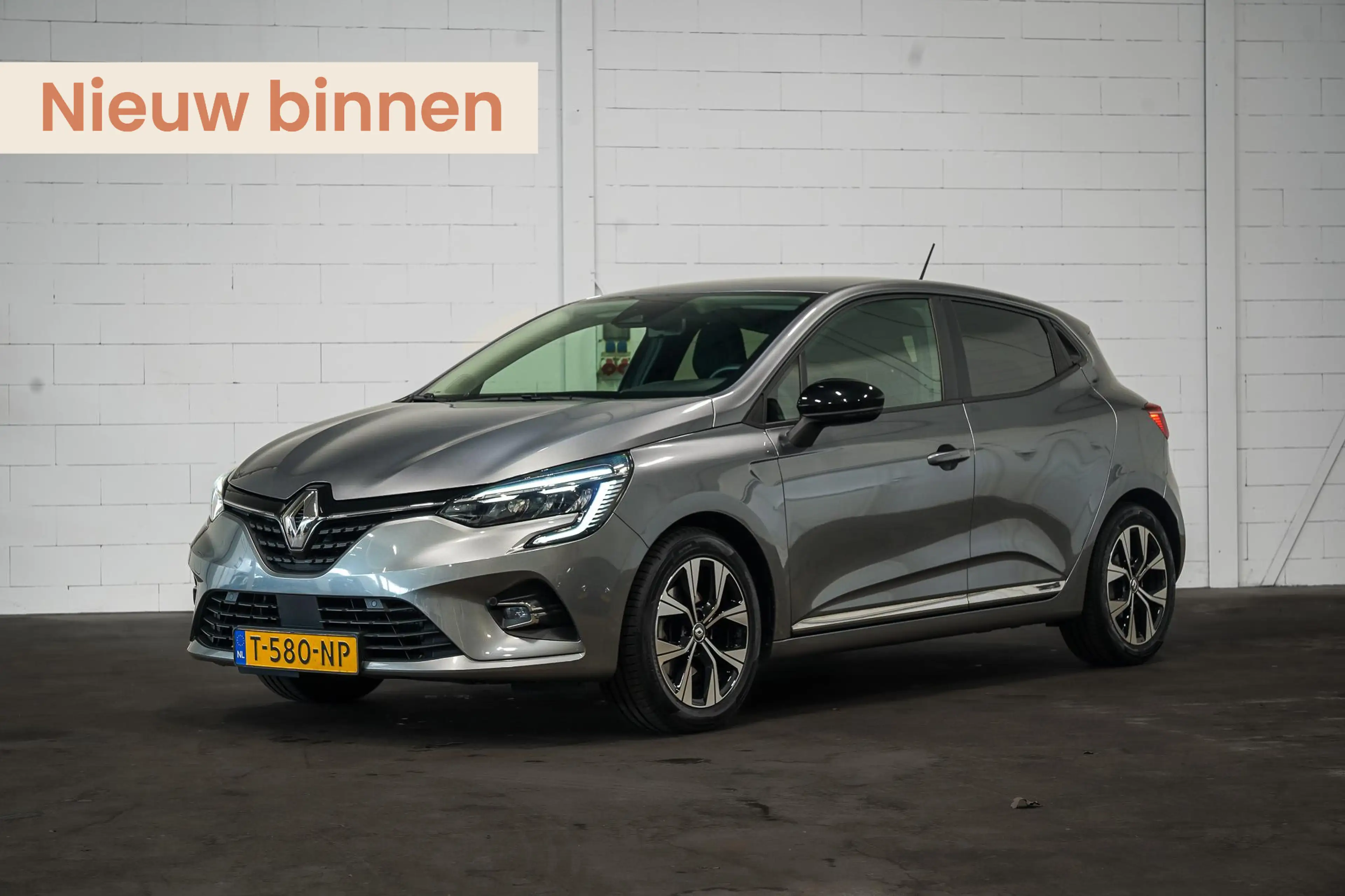 Renault Clio 1.6 E-Tech Hybrid 145 Evolution | Stoelverwarming