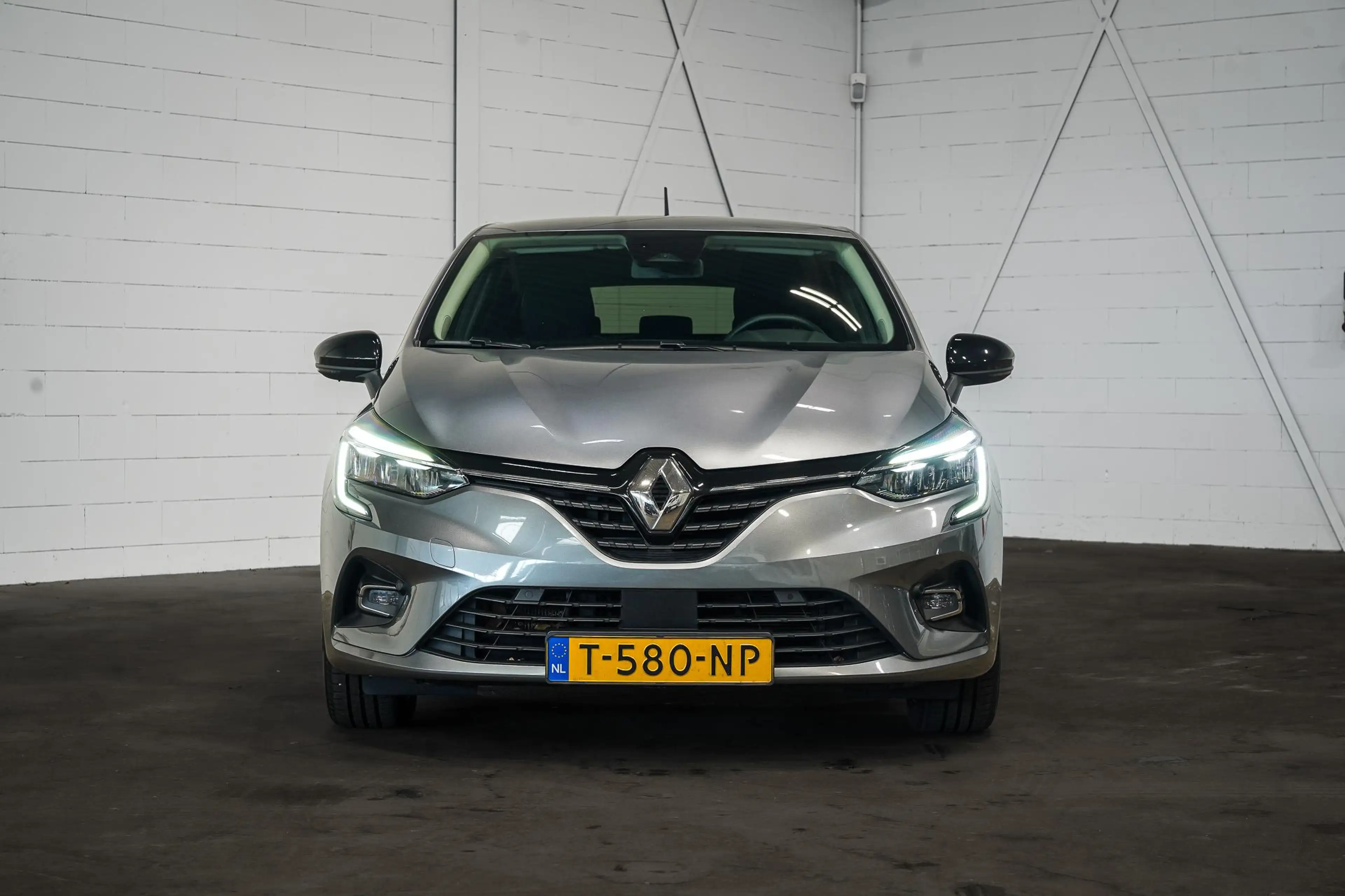 Renault Clio 1.6 E-Tech Hybrid 145 Evolution | Stoelverwarming — photo 3