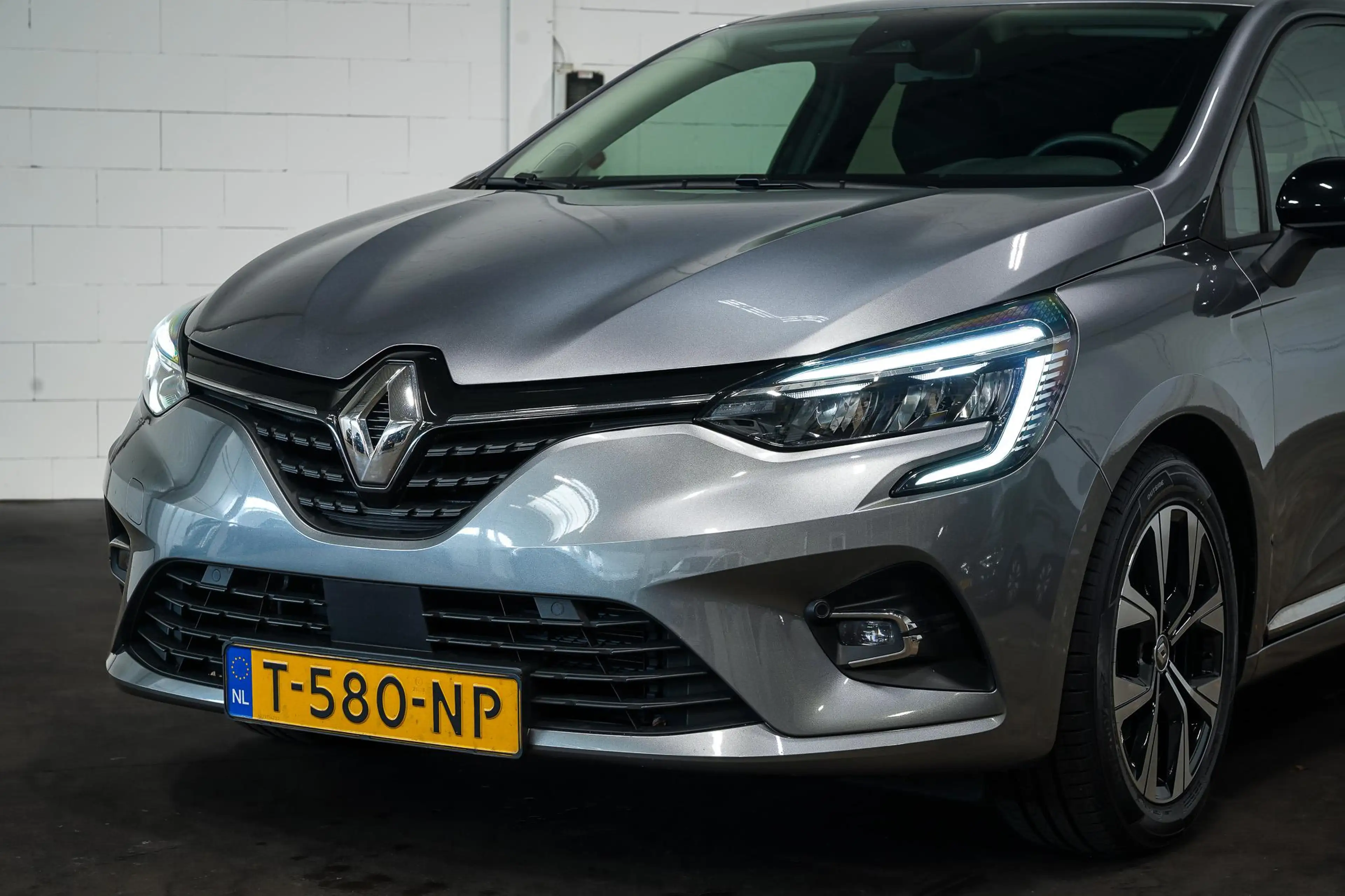 Renault Clio 1.6 E-Tech Hybrid 145 Evolution | Stoelverwarming — photo 10