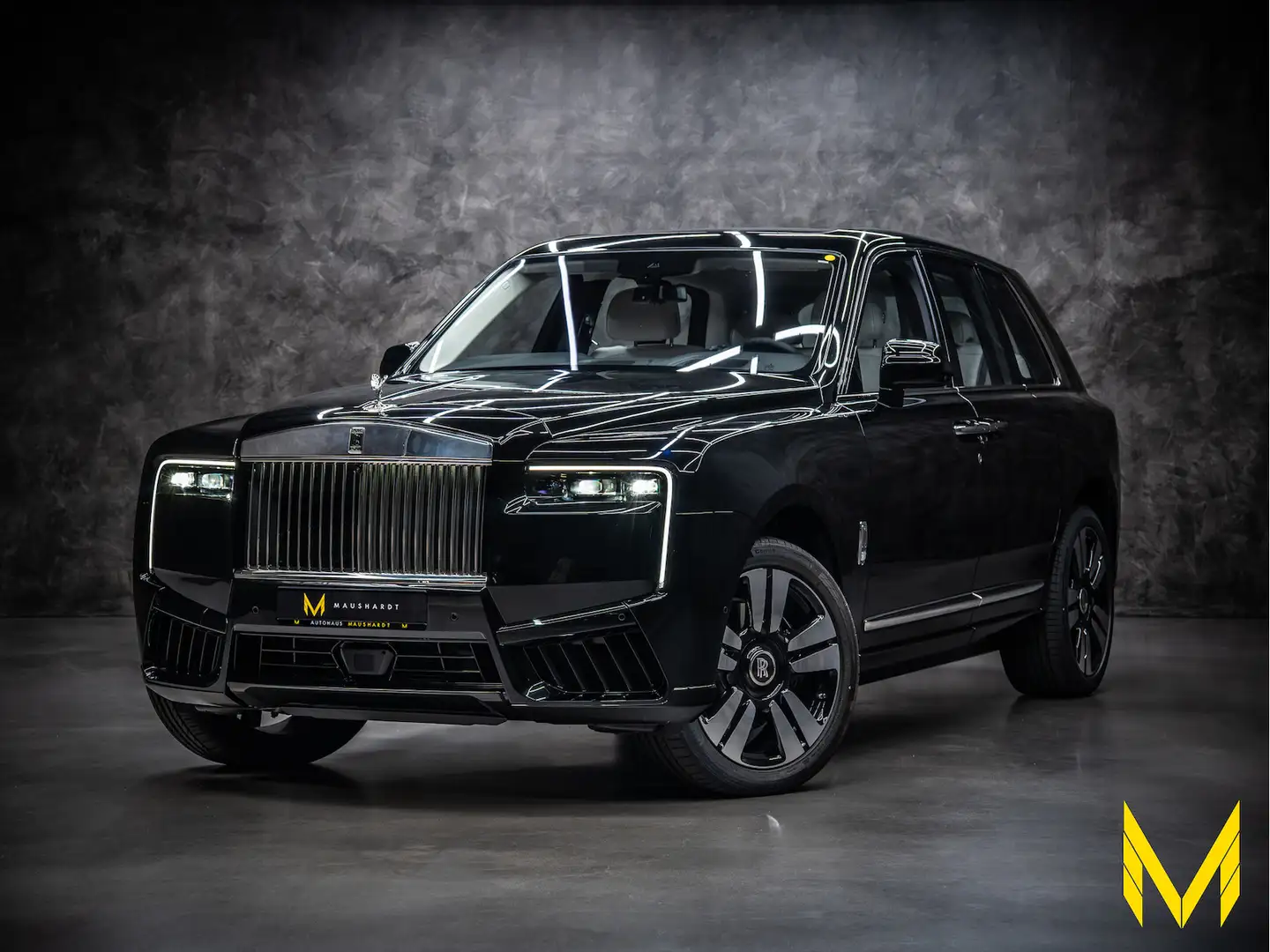 Rolls-Royce Cullinan SII BLACK+SEASHELL|BESPOKE|Y25|READY2GO Schwarz - 2