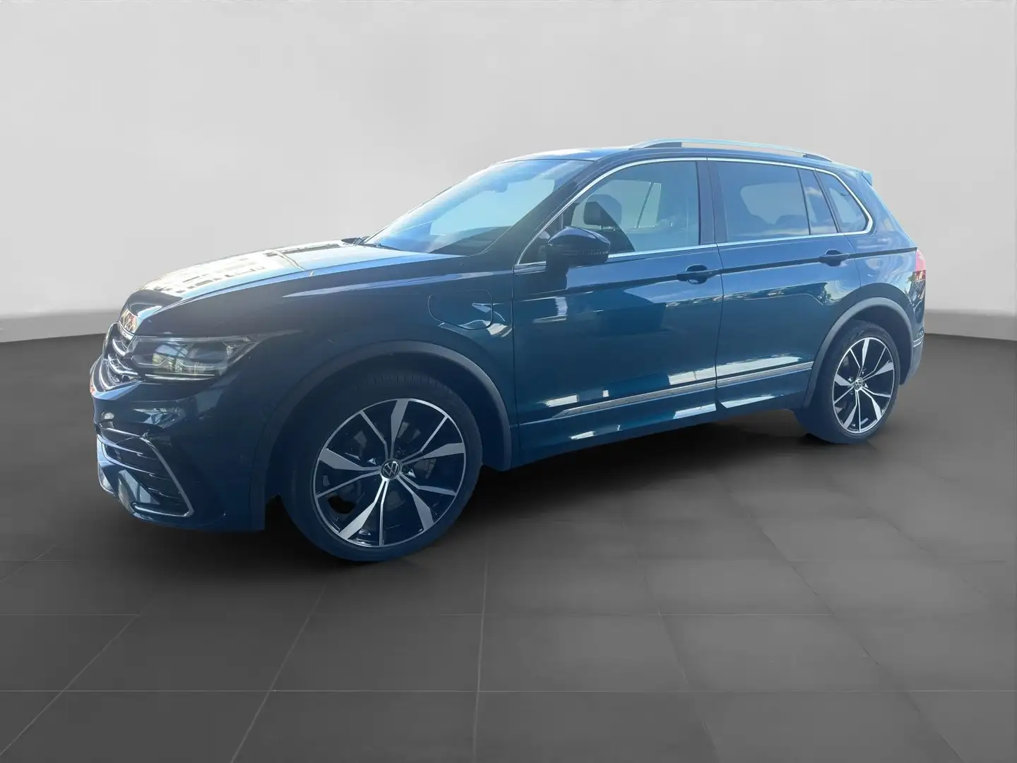 Volkswagen Tiguan eHybrid R-LINE LM20 LEDER PANO AHK NAVI+ Blau - 2