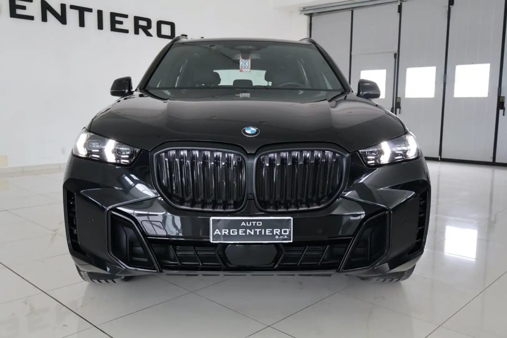 BMW X5 xDrive30d 48V Msport Pro Sospensioni p.cerchi 22 Negro - 2