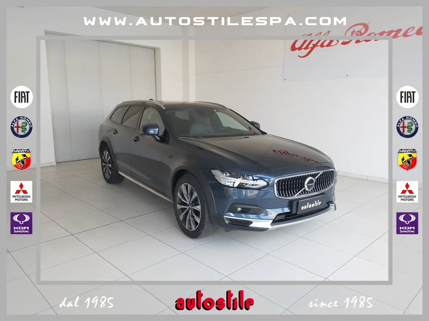 Volvo V90 Cross Country B4 (d) AWD Geatronic Business Pro Line Albastru - 1