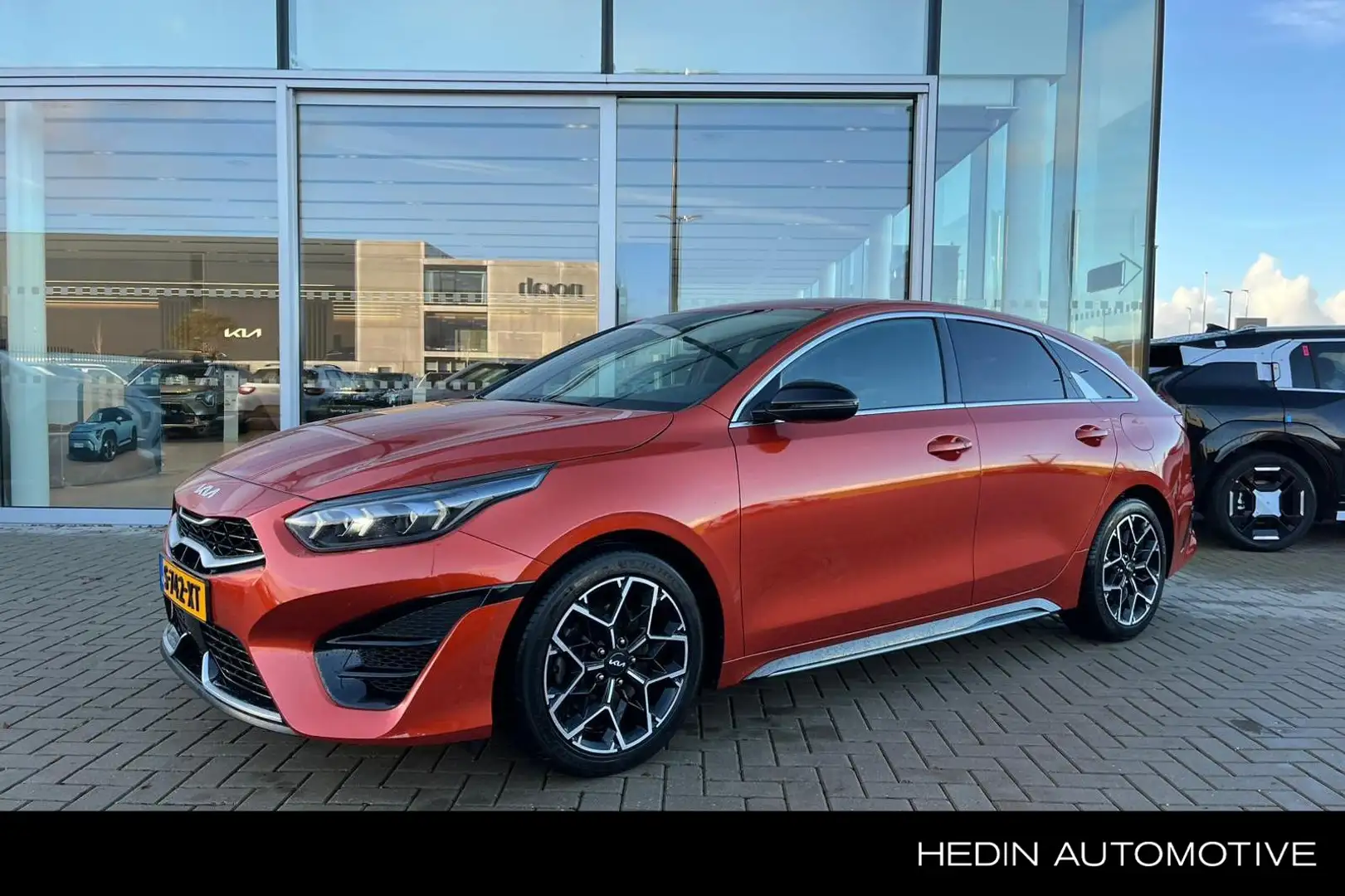 Kia ProCeed / pro_cee'd 1.5 Turbo GT-Line Automaat | Navigatie | Stuur/Sto Oranje - 1