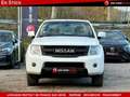Nissan Navara III (D40) 2.5 dCi 190ch King-Cab SE Blanc - thumbnail 2