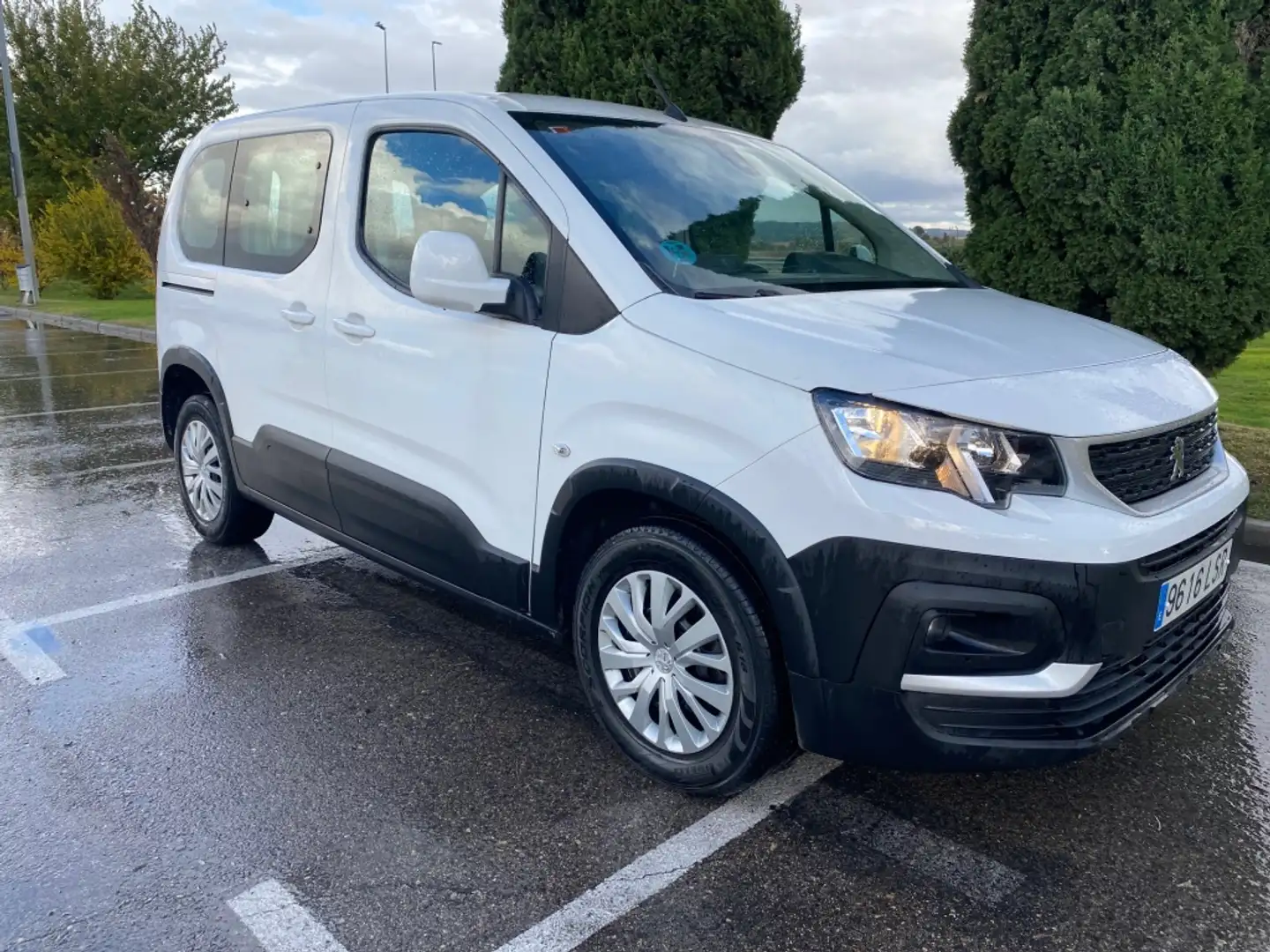 Peugeot Rifter 1.5BlueHDi S&S Standard Style 100 Bianco - 1