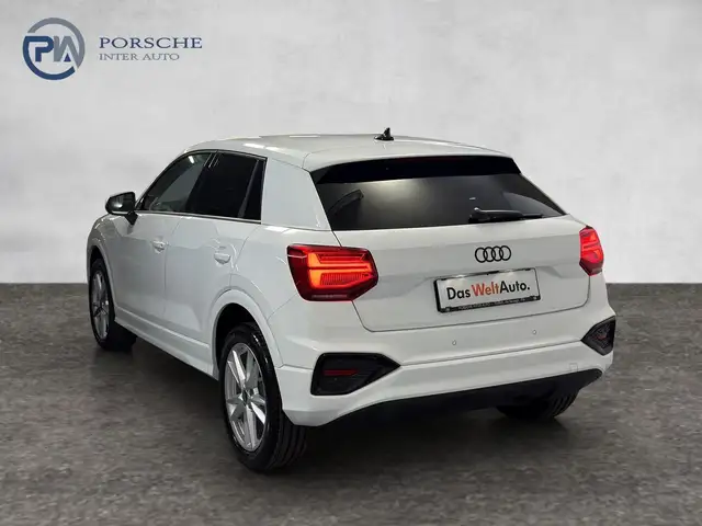 Audi Q2 view 4