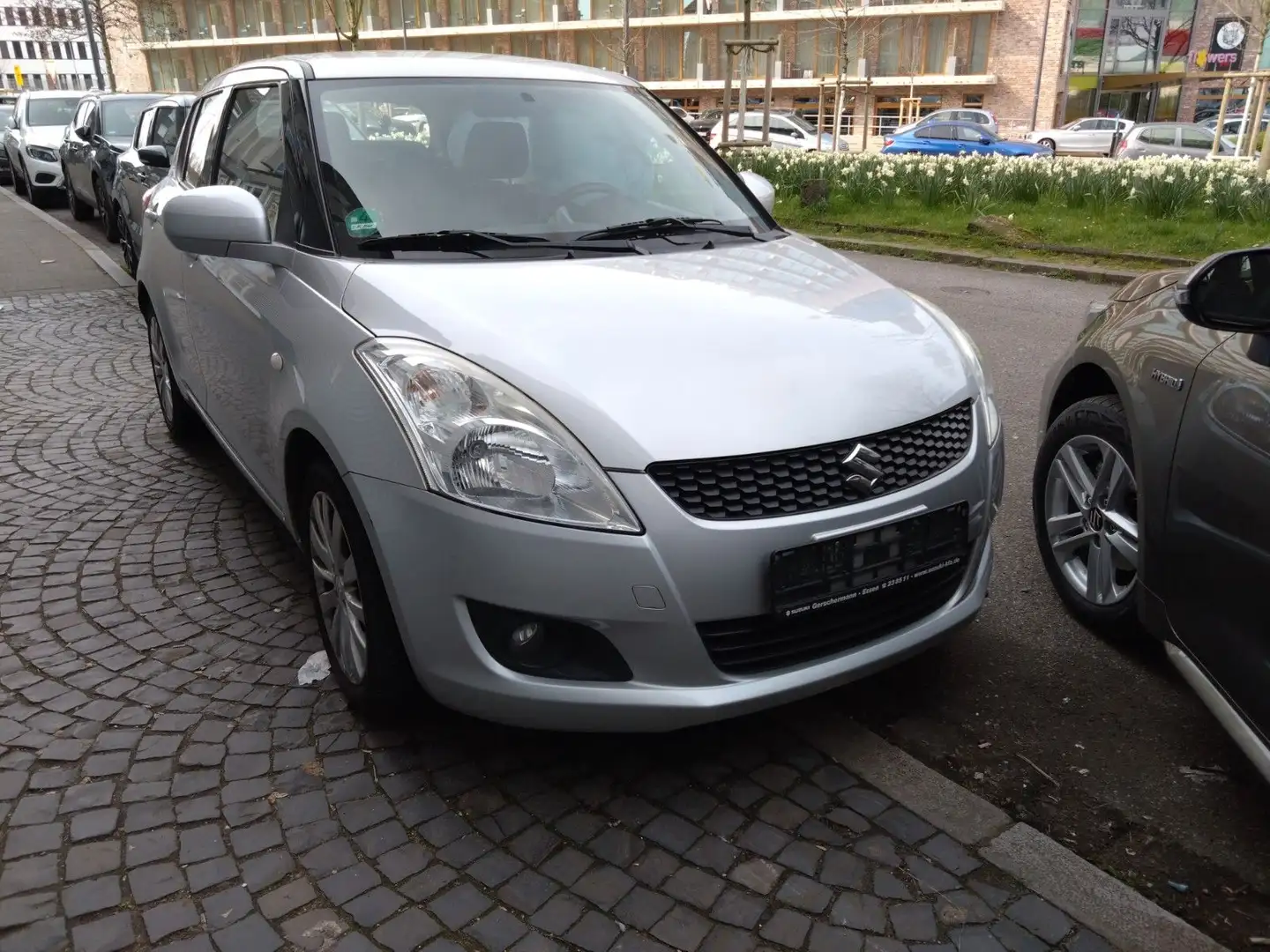 Suzuki Swift 1.2 Comfort + Unfall Fahrzeug Silber - 1