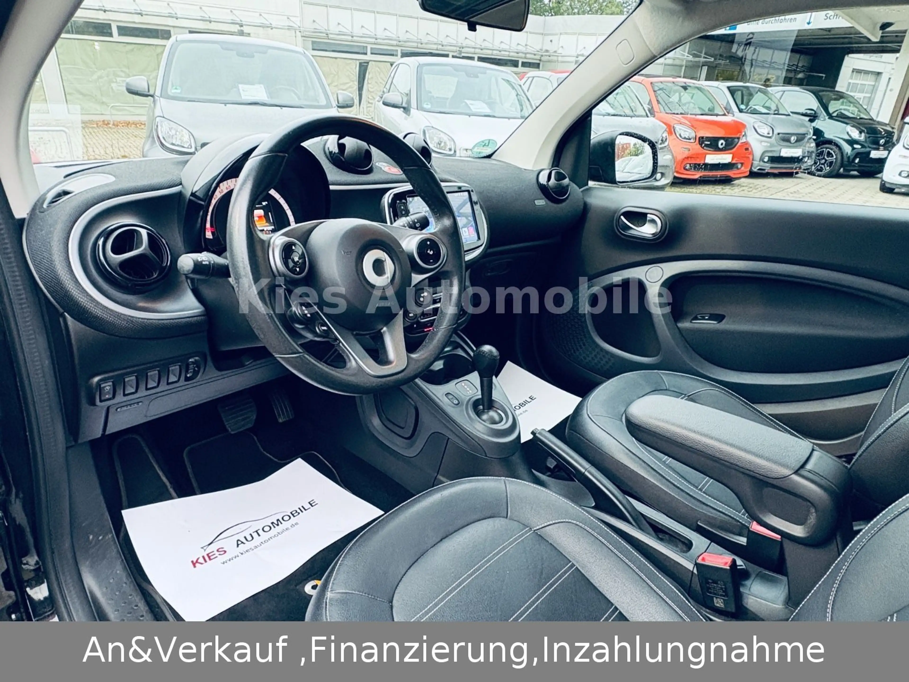 smart forTwo Prime 90PS AUTOM/LEDER/NAVI/SITZH/KAMERA — photo 9