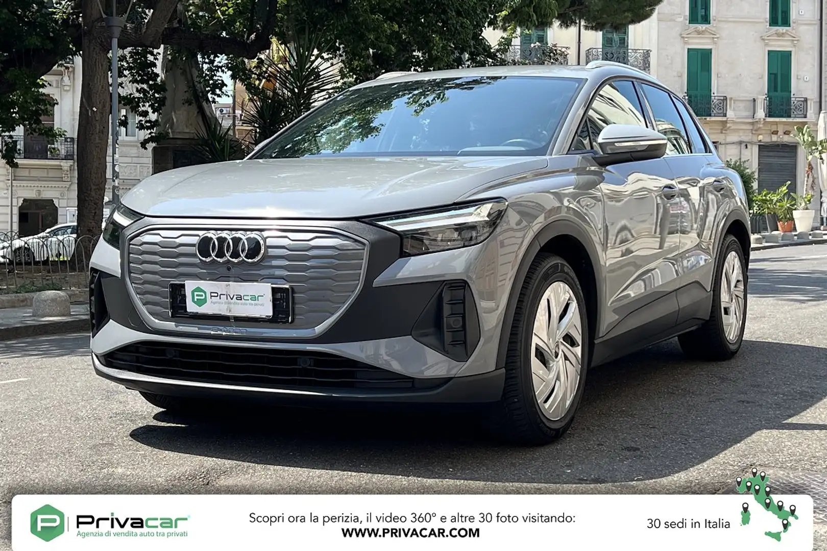 Audi Q4 e-tron Q4 35 e-tron Business Advanced Argent - 1