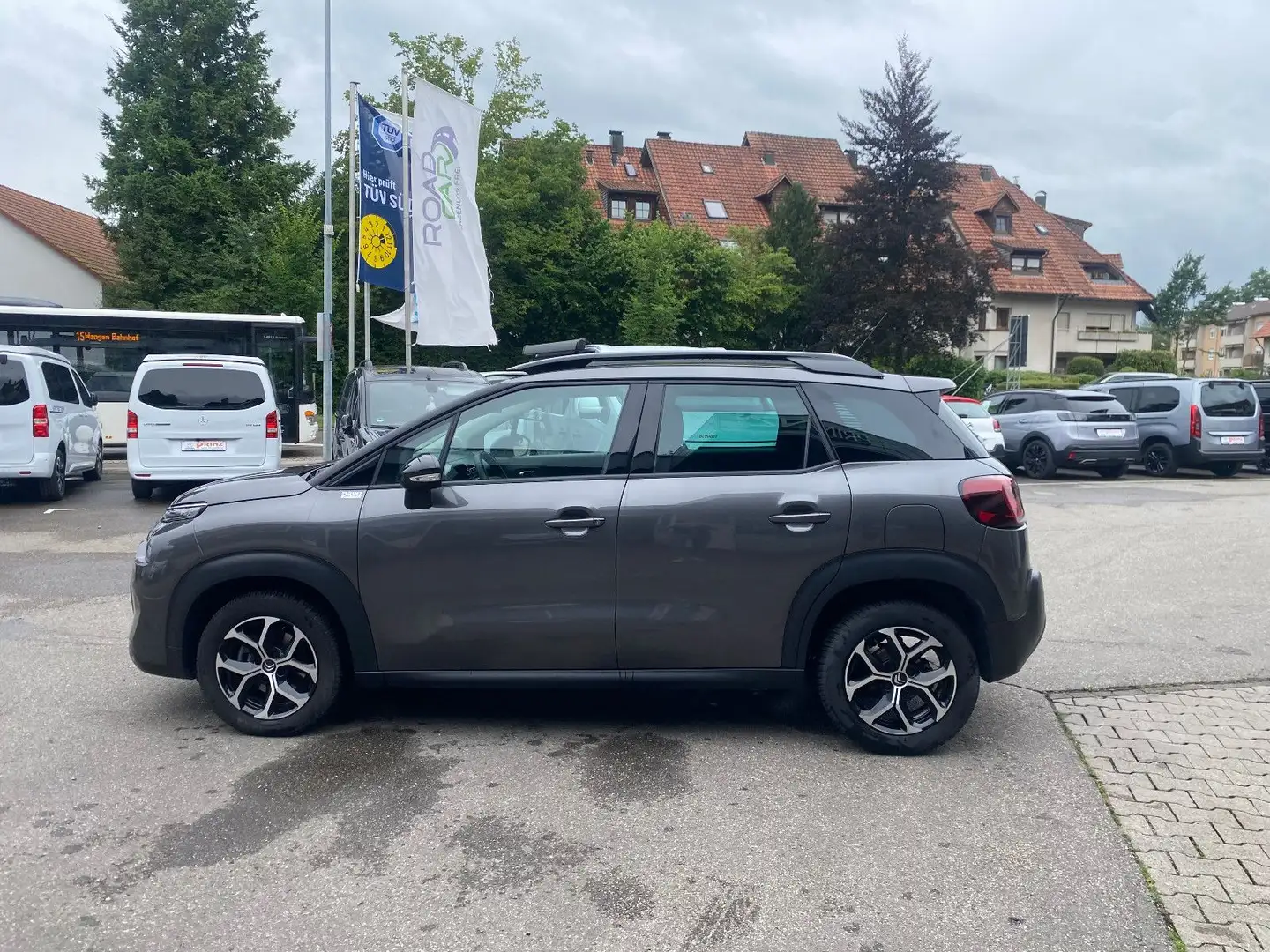Citroen C3 Aircross Plus 1.2 PureTech 130 Autom. *1.Hand Grijs - 2