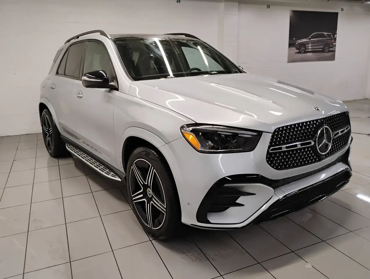 Mercedes-Benz GLE снимка Mercedes-Benz GLE