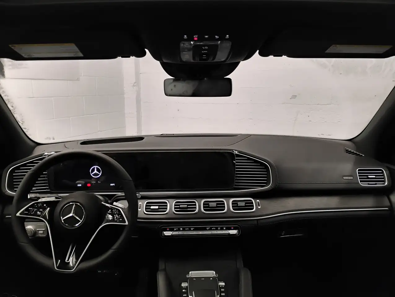 Mercedes-Benz GLE снимка Mercedes-Benz GLE