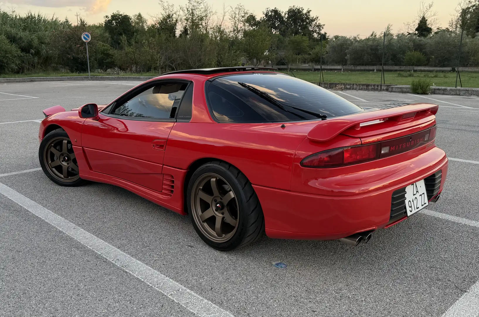 Mitsubishi 3000 GT VR4 Rot - 1