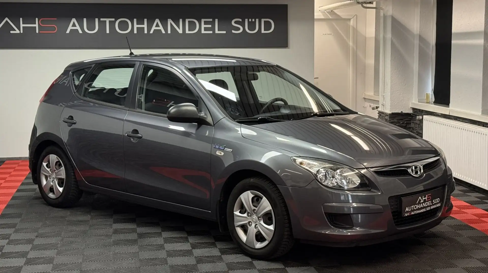 Hyundai i30 KLIMA Grau - 2