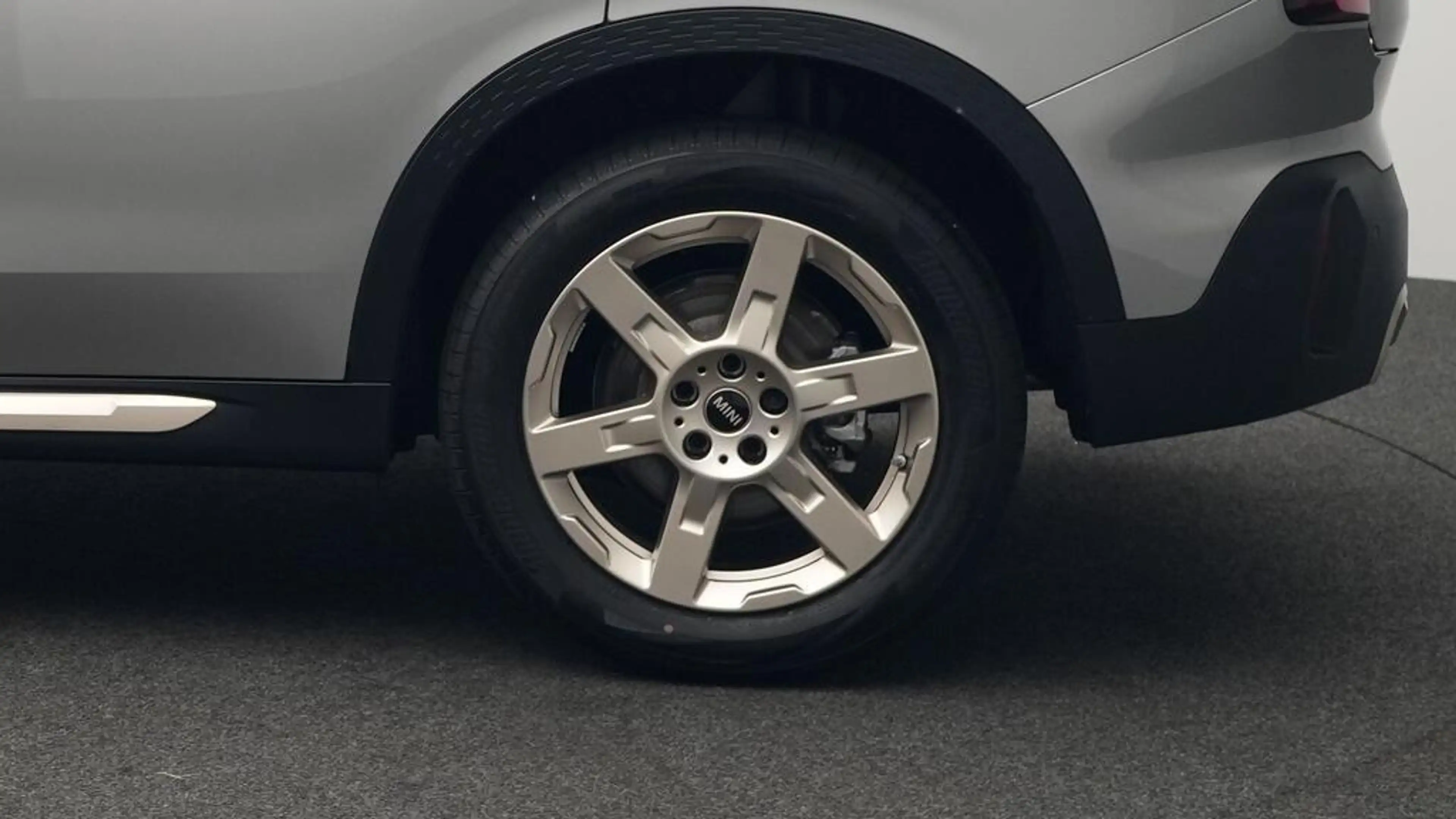MINI Countryman S All4 Favoured Trim — photo 11