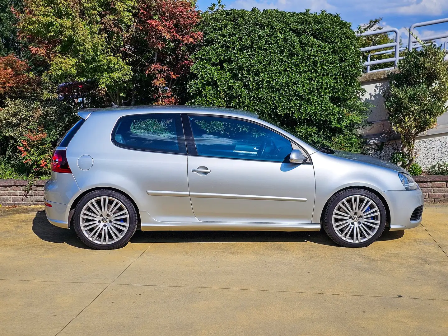 Volkswagen Golf Golf V R32 3.2 VR6 3p 4motion UNICA MANUALE Argento - 2