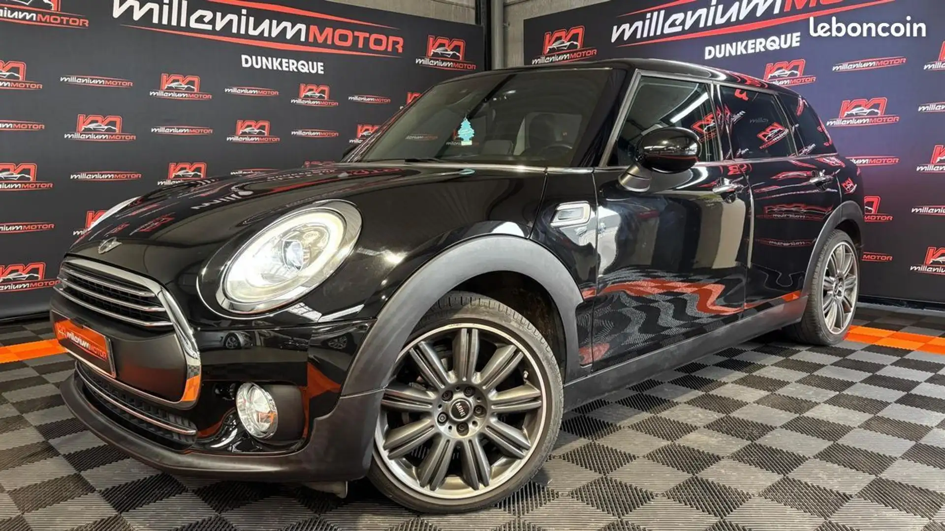 MINI Cooper Clubman HYDE PARK 1.5 D 116cv BVA GARANTIE 6 MOIS Noir - 1
