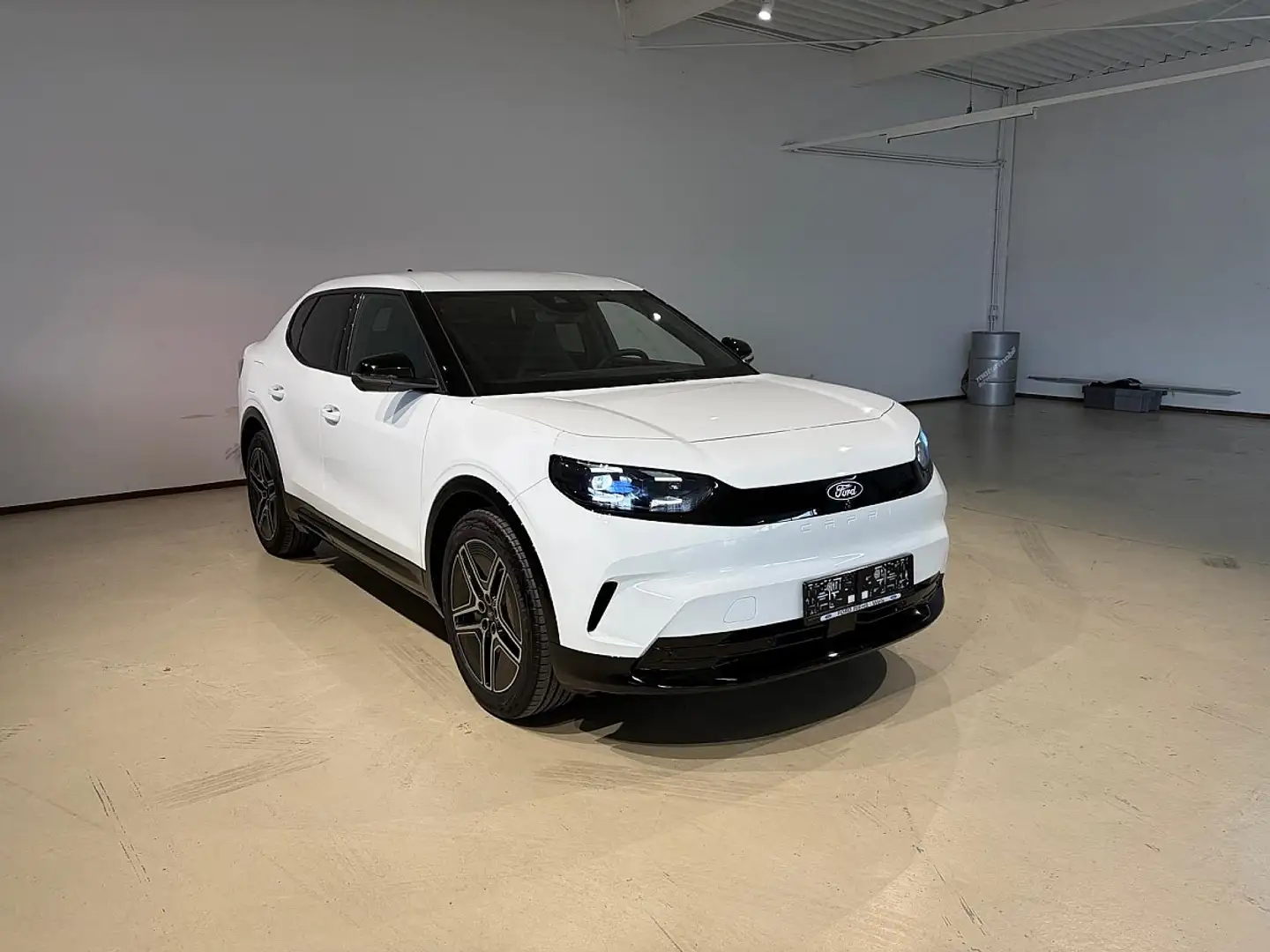 Ford Capri Elektro Extended Range Premium *HOT DEALS* Weiß - 1