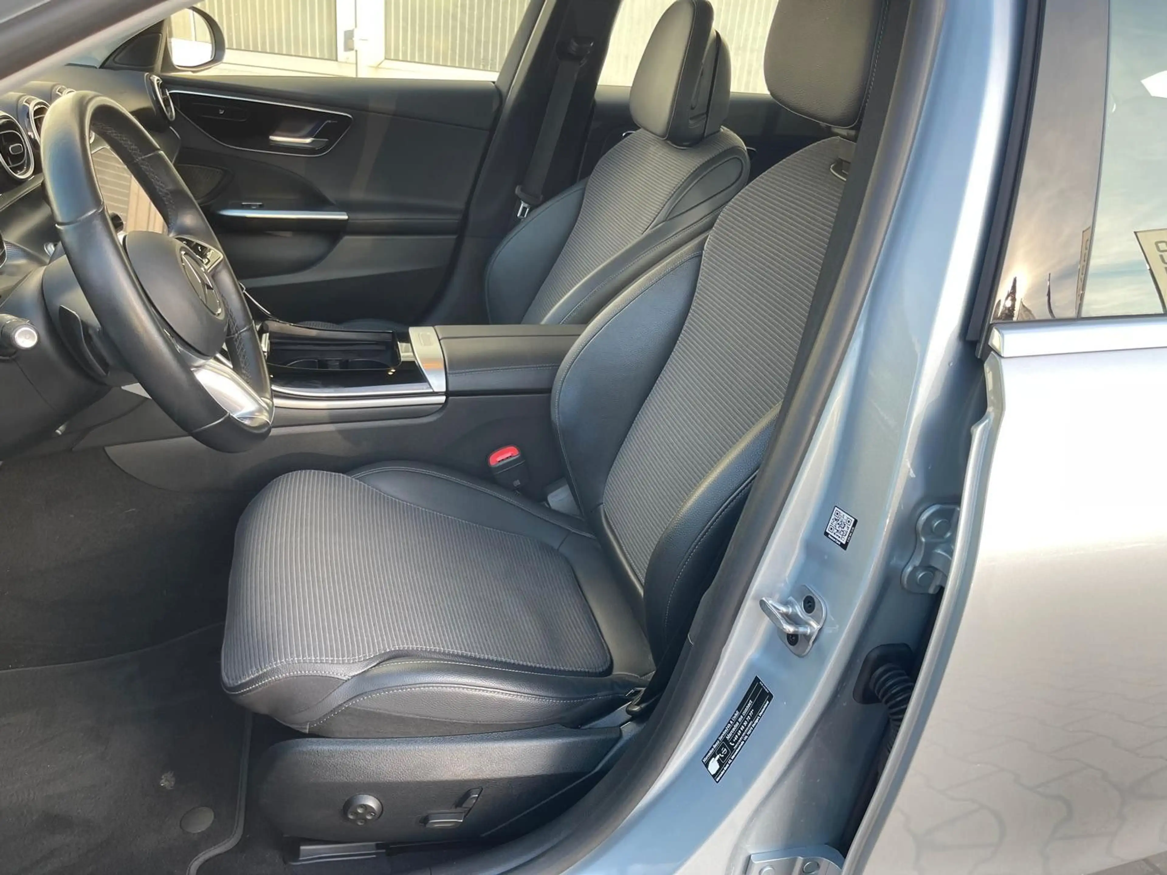 Mercedes-Benz C 220 d T Avantgarde/1HD/MWST/AUT/HEADUP/NAVI/LED — photo 10