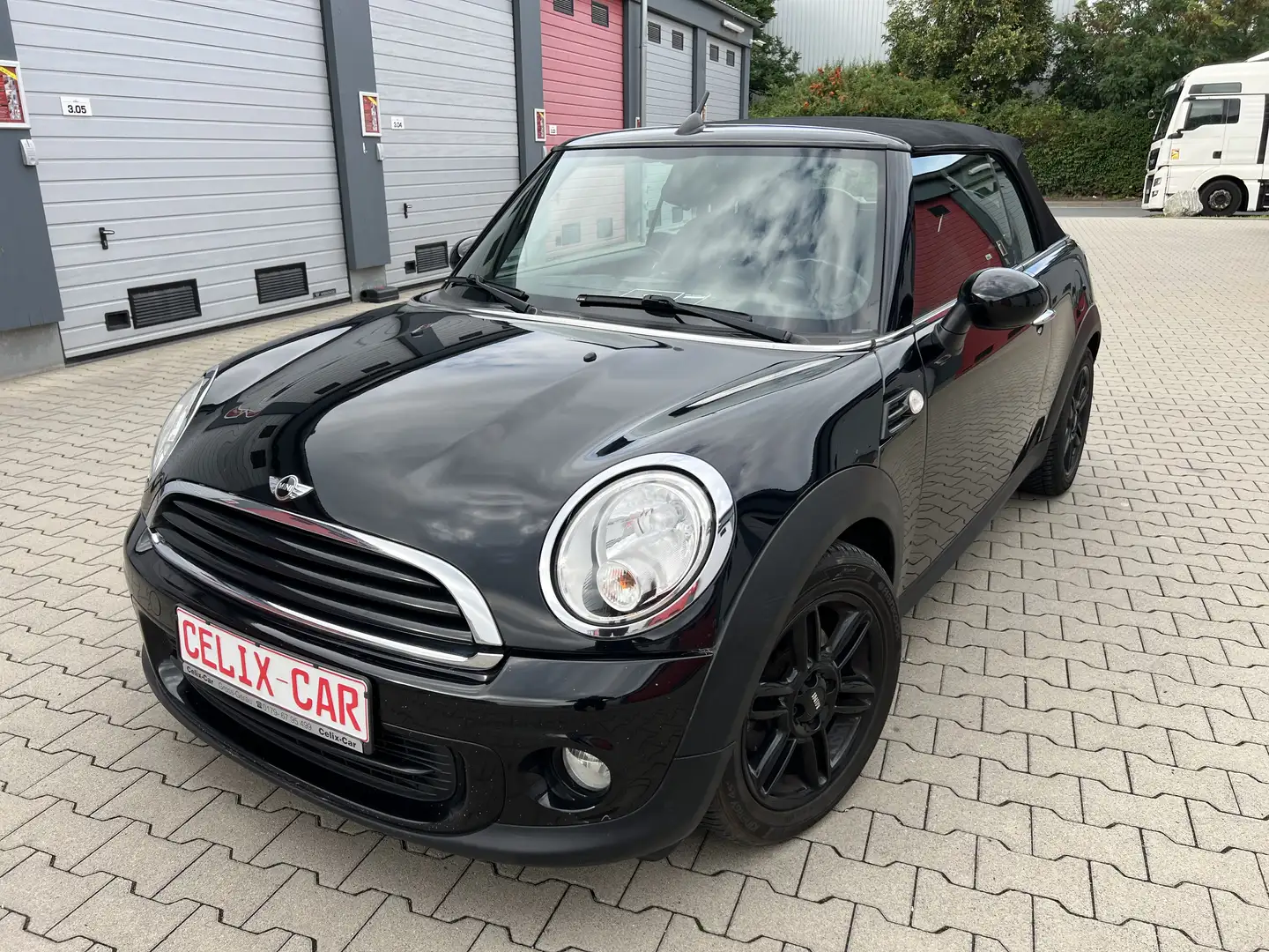 MINI One Cabrio One/*BLACKonBLACK/Service NEU Negru - 1