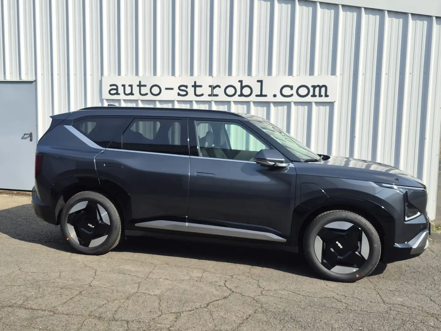 Kia EV5 Launch Edition 81,4KWH FWD 216 Grau - 2