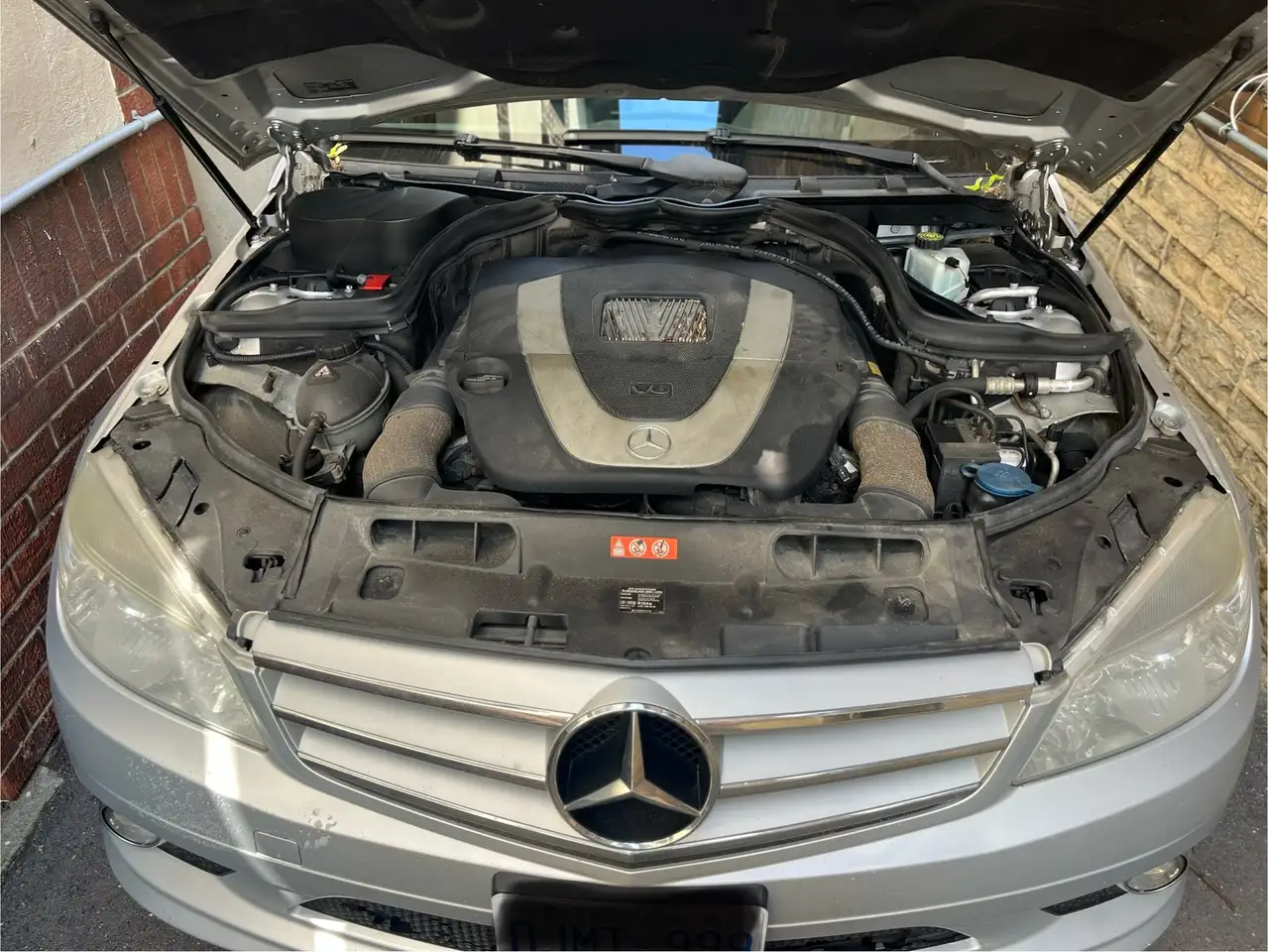 Mercedes-Benz 230 photo Mercedes-Benz 230