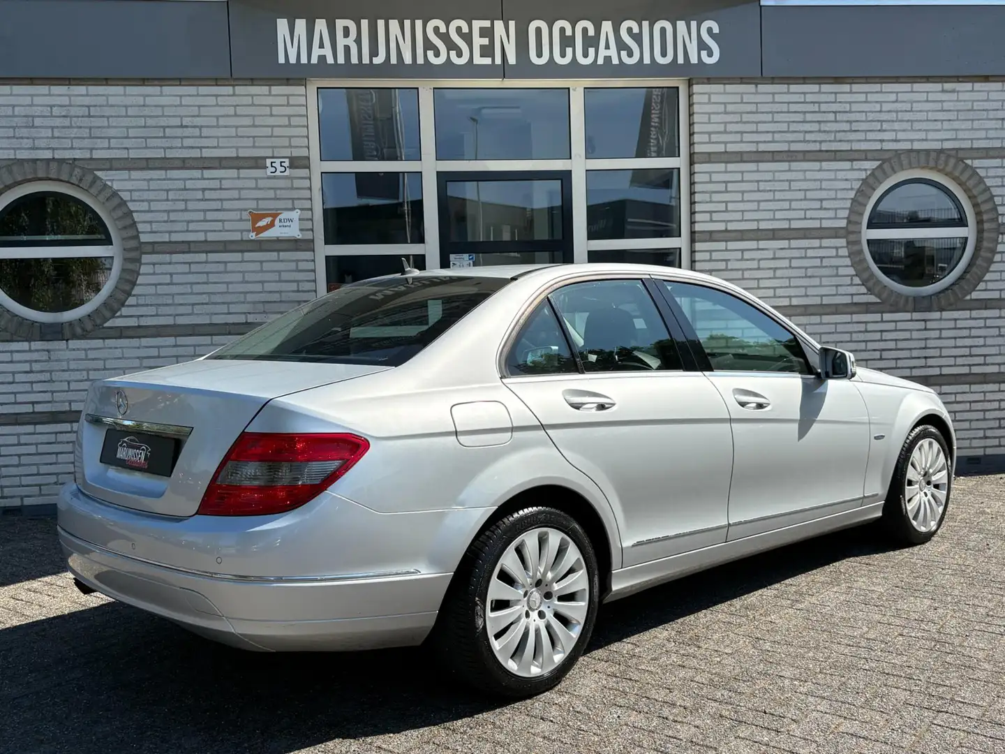 Mercedes-Benz C 180 CGI BlueEFFICIENCY Avantgarde |Pdc,Stoelvw,Cruise| Argent - 2