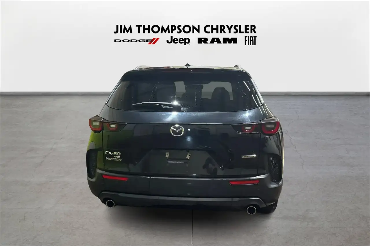 Mazda CX-50 снимка Mazda CX-50