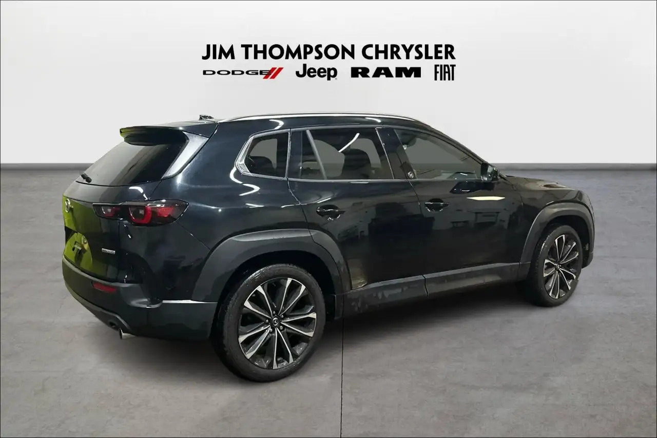 Mazda CX-50 снимка Mazda CX-50