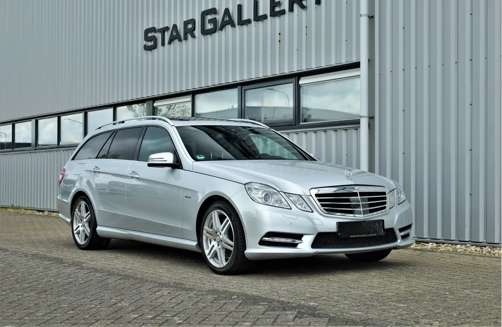 Mercedes-Benz E 500 Estate E 550 Avantgarde AMG Sport Pakket Srebrny - 1