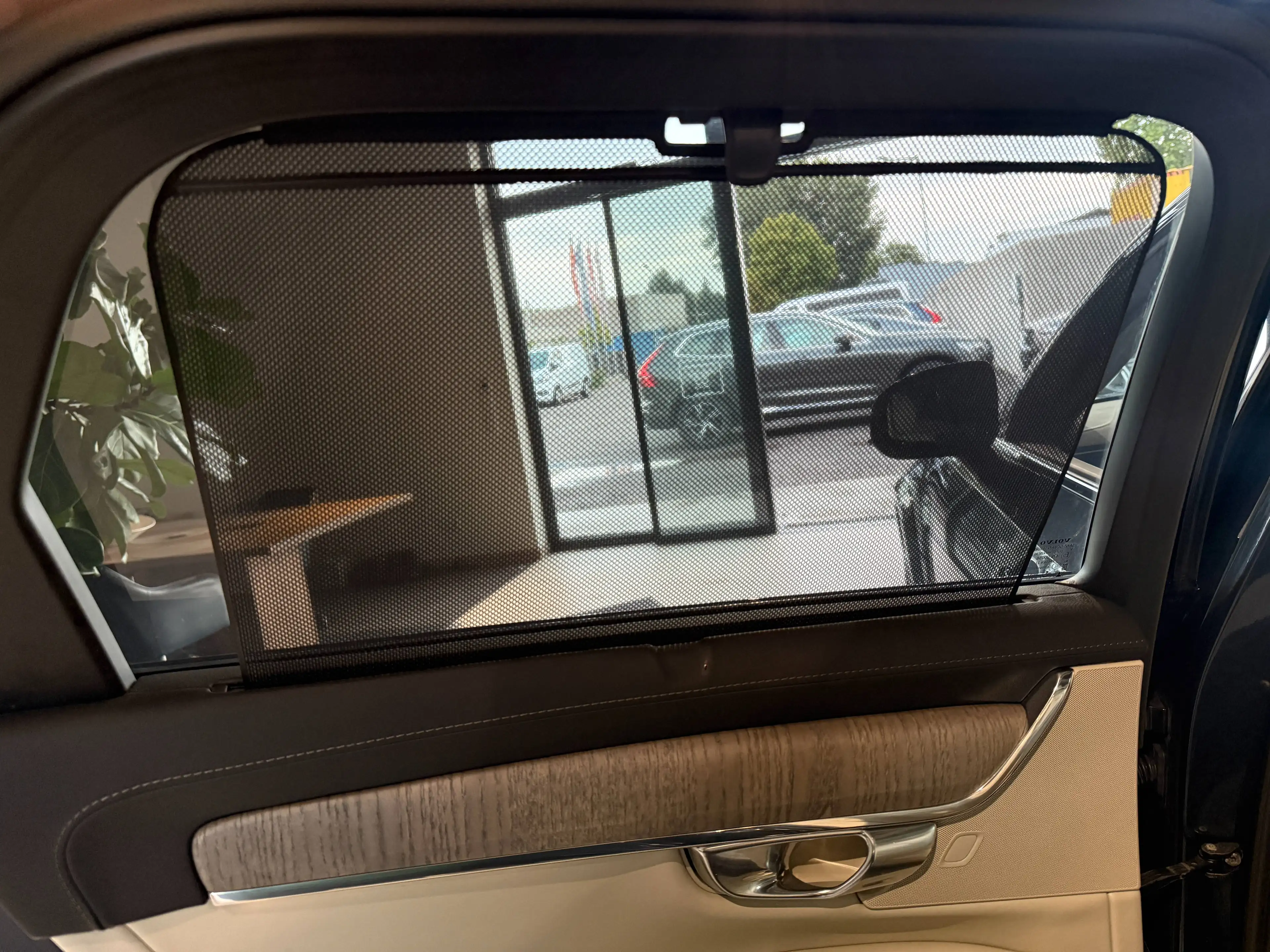 Volvo V90 Cross Country B5 Ultimate AWD Head-Up-Panorama-AHK-Sitzbelüftung — photo 11