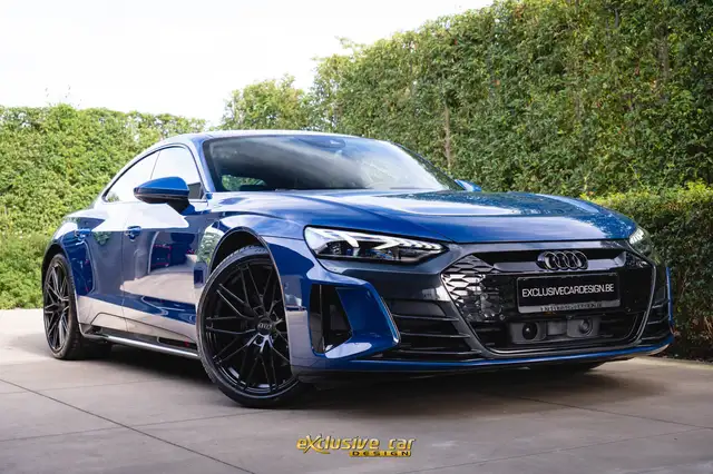 Audi E-Tron GT view 3