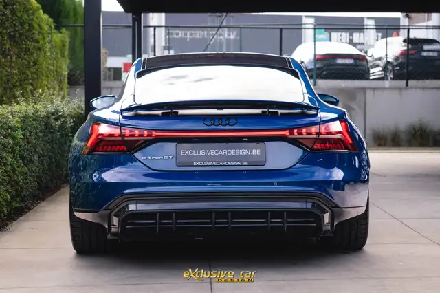 Audi E-Tron GT view 6