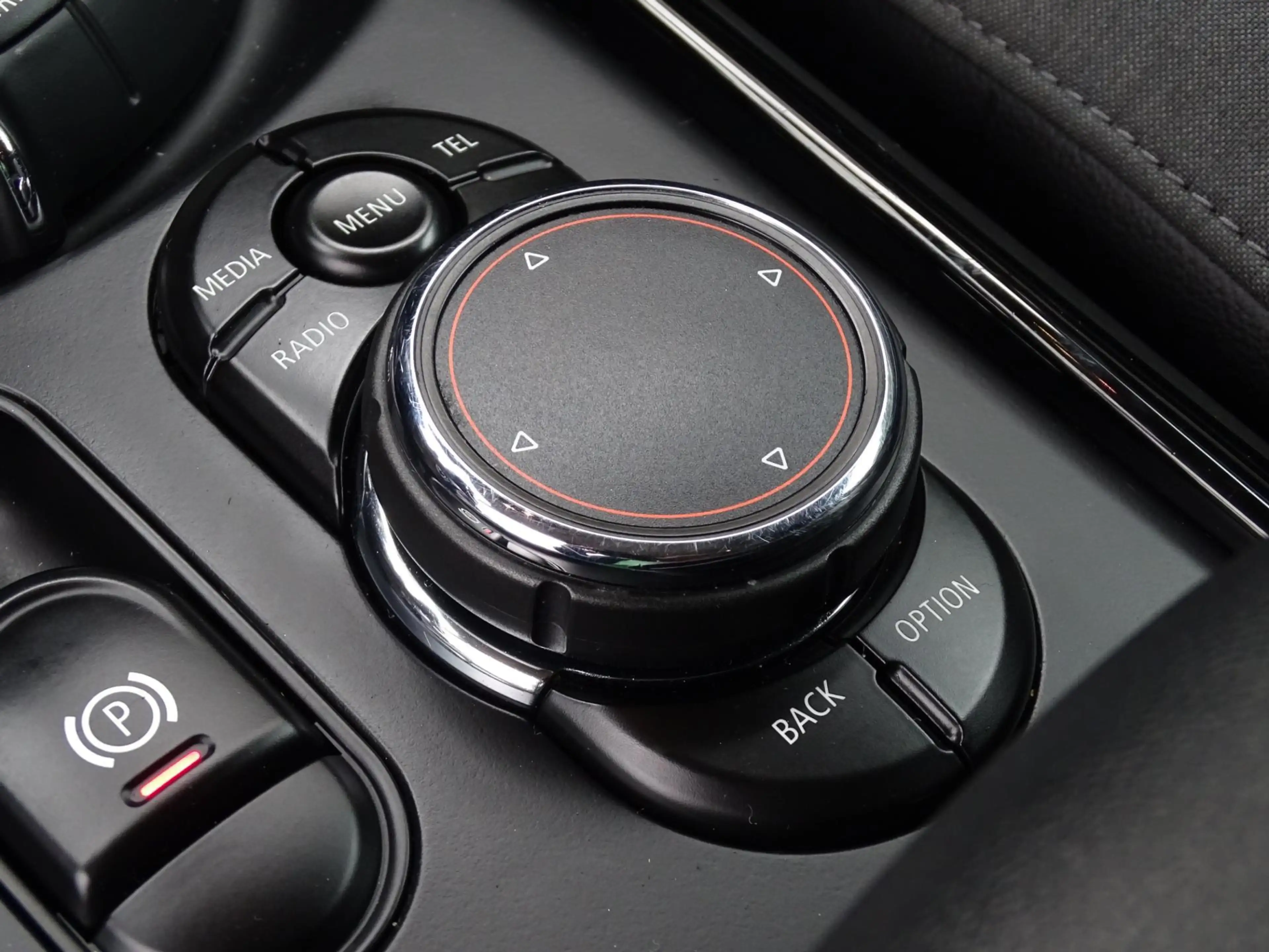 MINI Cooper Clubman Mini 1.5 Chili | Carplay | Climate control | Xenon — photo 9
