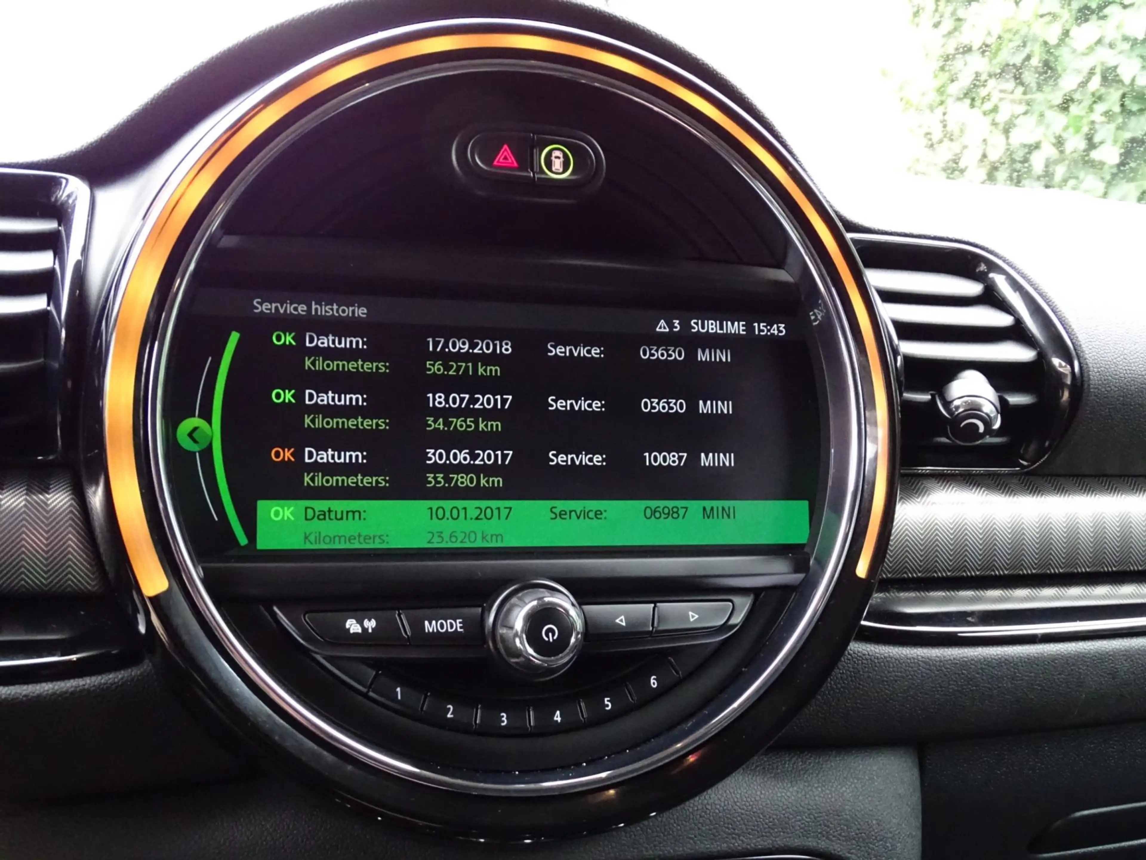 MINI Cooper Clubman Mini 1.5 Chili | Carplay | Climate control | Xenon — photo 18