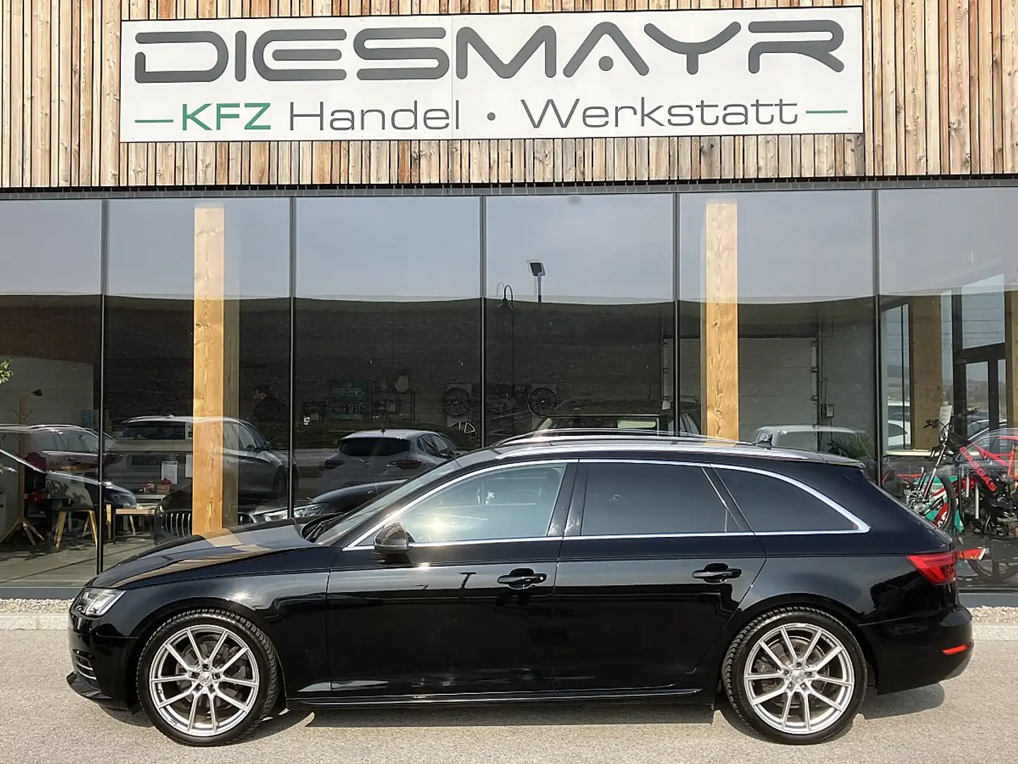 Audi A4 Avant 2,0 TDI Sport LED Navi Sportsitze PDC 19 ... Schwarz - 2