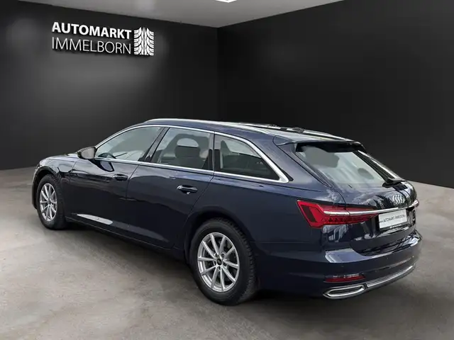 Audi A6 view 6