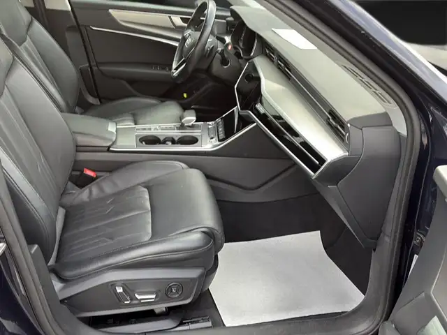 Audi A6 view 14