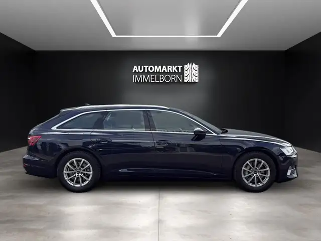 Audi A6 view 11