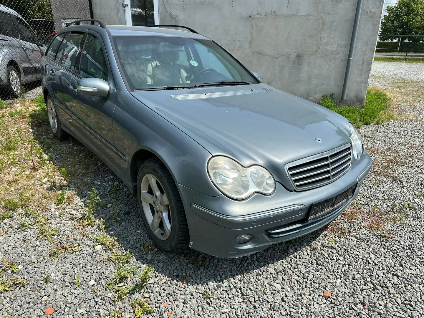 Mercedes-Benz C 240 C 240 4-Matic Avantgarde Gris - 1