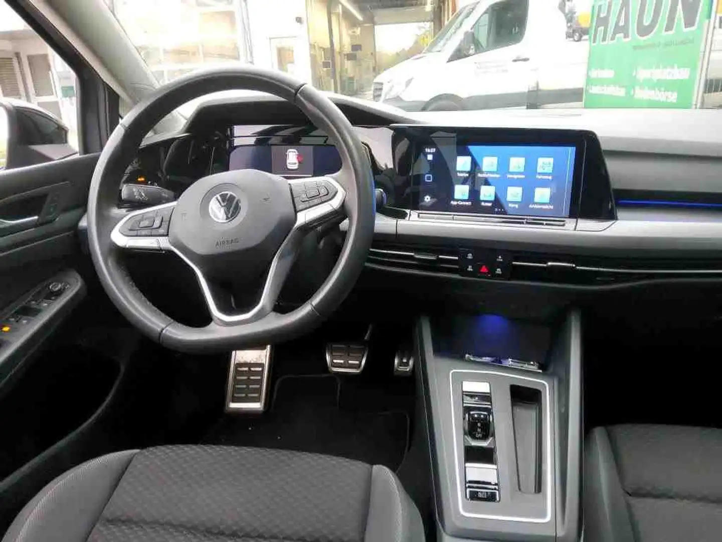 Volkswagen Golf Active VIII 2.0 TDI DSG / Navi, AHK, LED+ Grau - 2