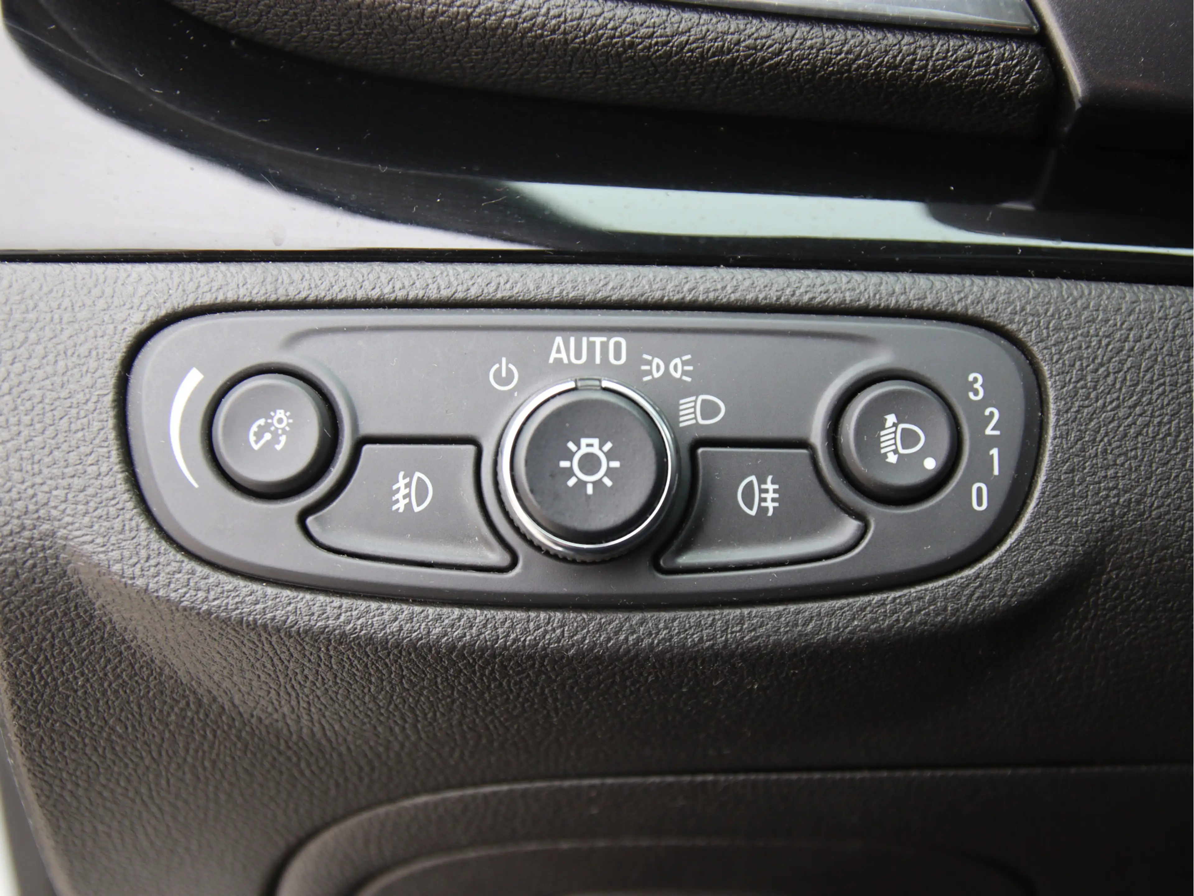 Opel Mokka X 1.4 Turbo 120 Jaar Edition Camera-Carplay, Keyless — photo 34