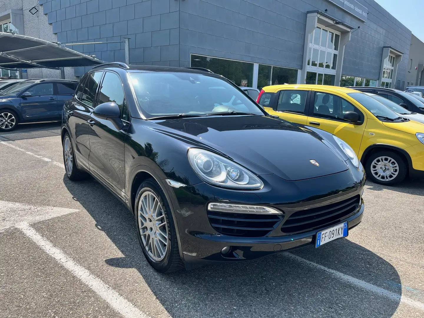 Porsche Cayenne 3.0 V6 tdi 245cv tiptronic Schwarz - 1