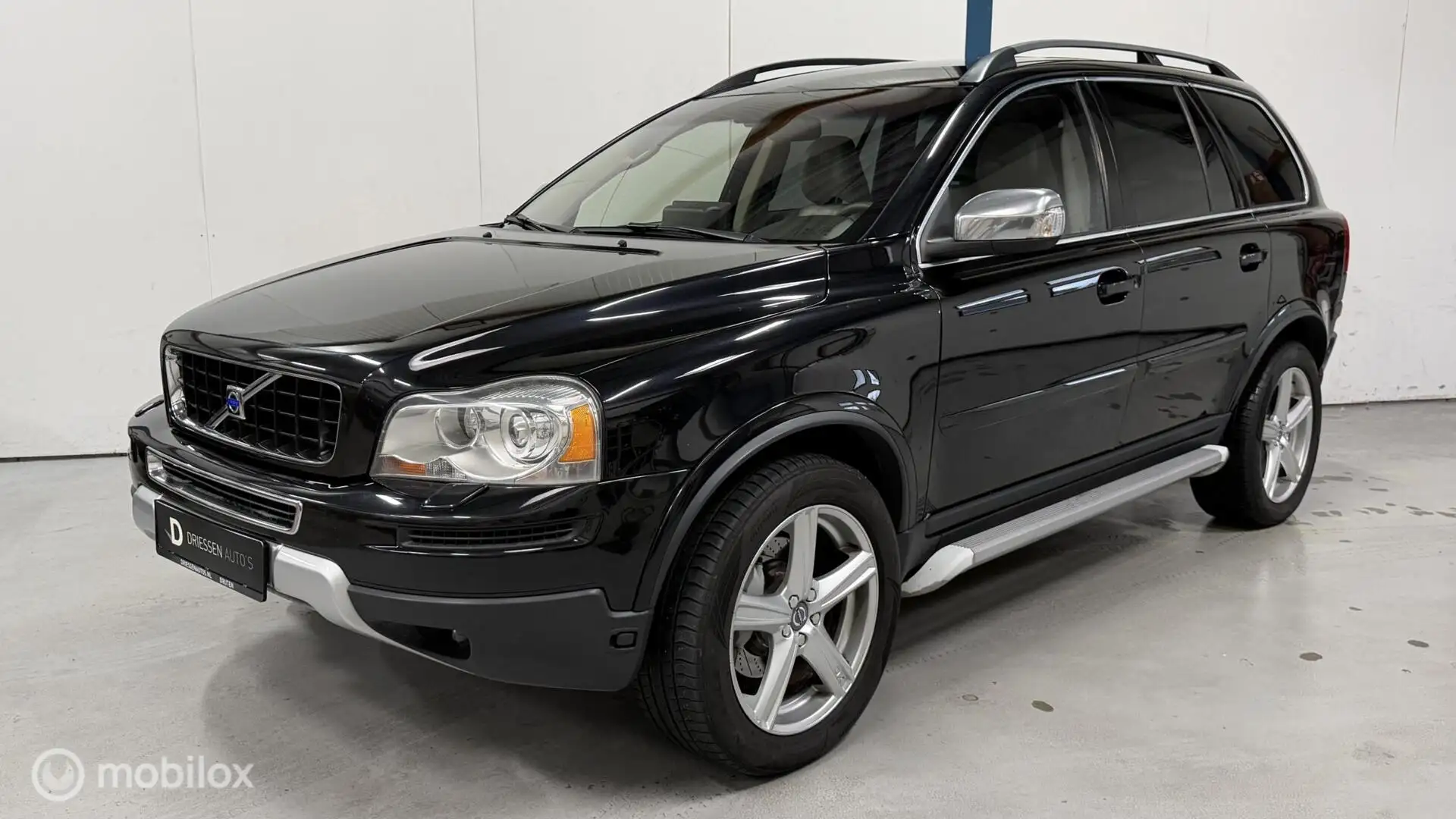 Volvo XC90 4.4 V8 Summum 7-PERSOONS / XENON Schwarz - 1