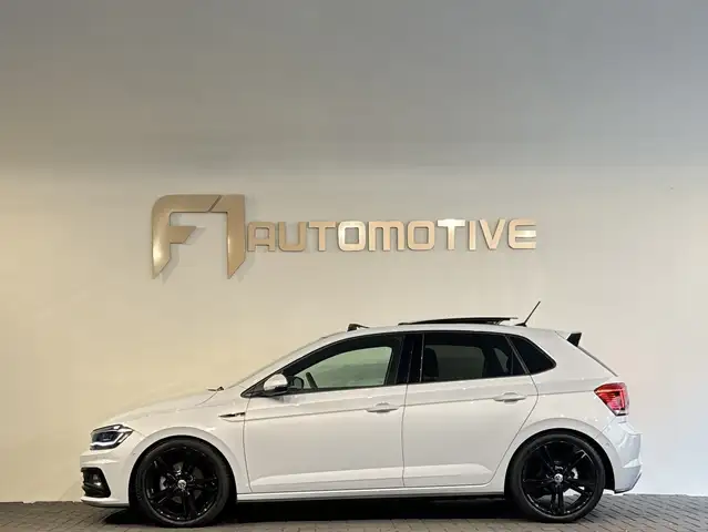 Volkswagen Polo view 8