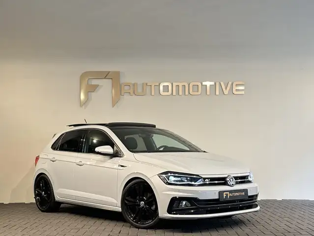 Volkswagen Polo view 3