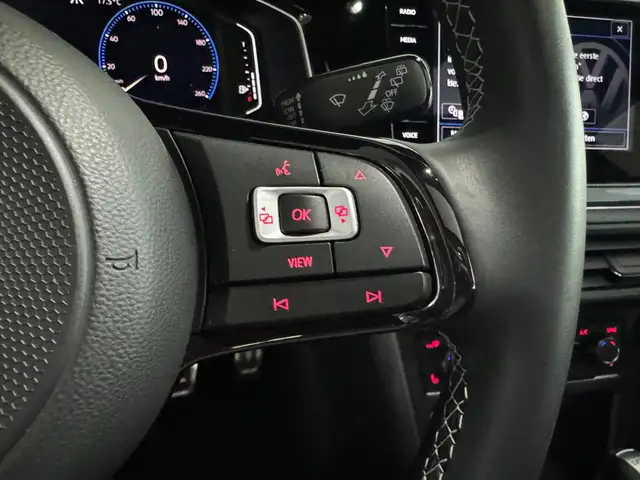 Volkswagen Polo view 12