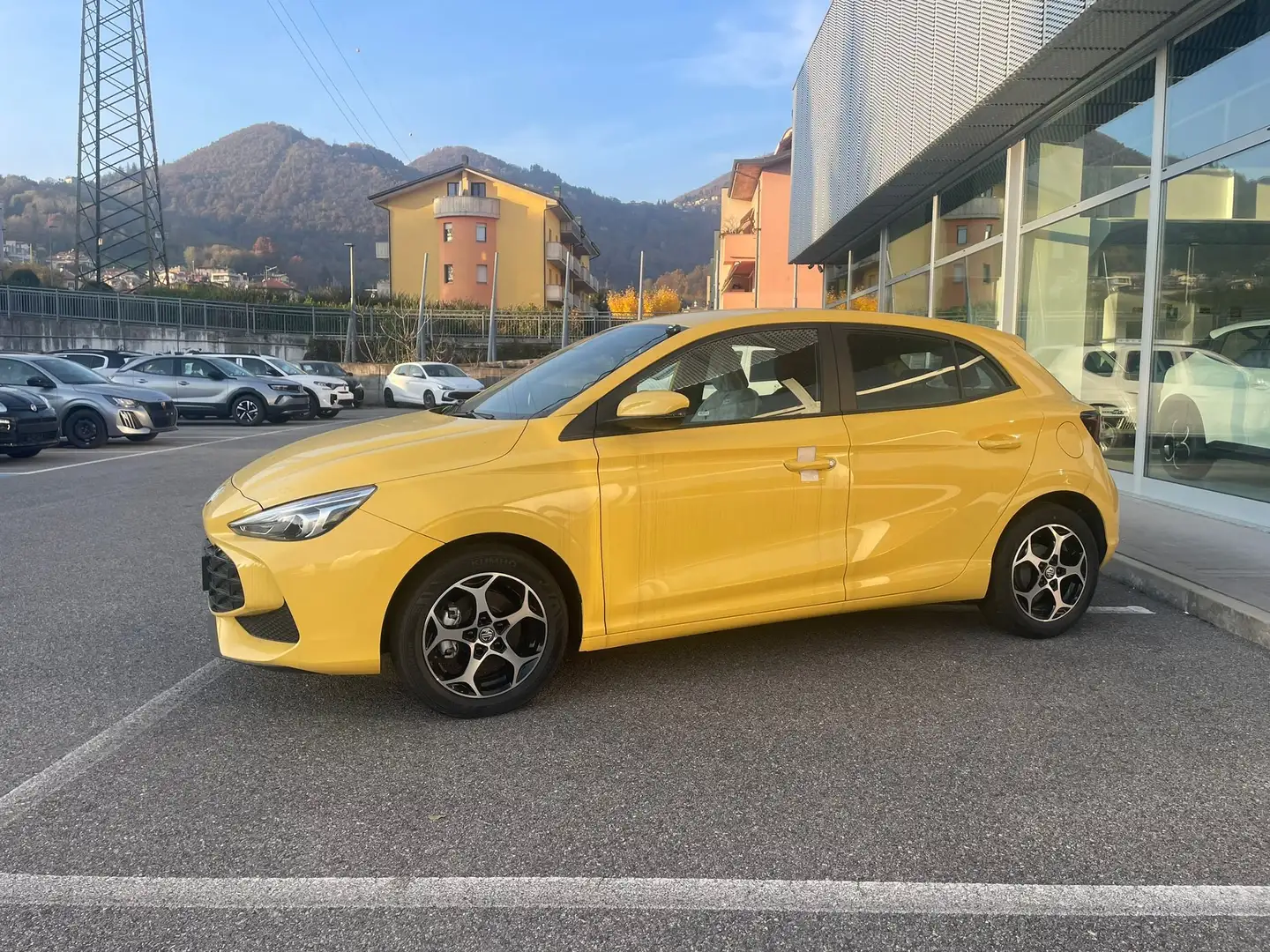 MG MG3 1.5 Comfort Goud - 2